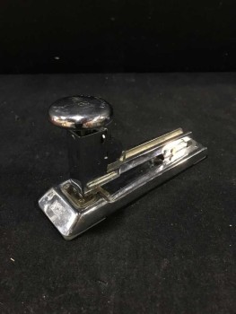 VINTAGE STAPLER