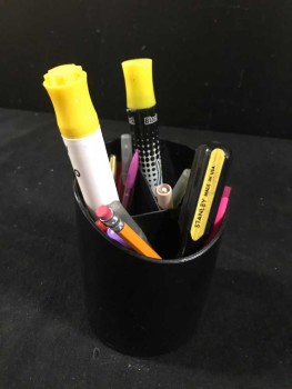 PEN PENNCIL HOLDER ORGANIZER OFFICE DESK ACCESSORY WITH MULTIPLE PENS/PENCILS