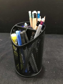 PEN CUP