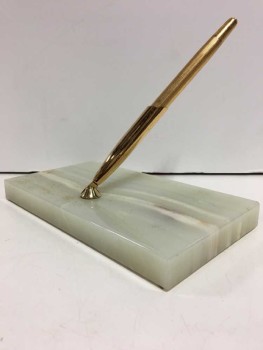 Marble Pen Holder