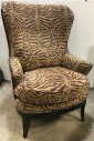 TIGER PRINT, STRIPED, WINGBACK, WITH ACCENT PILLOW
