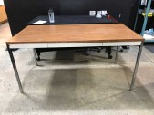 1 Metal Desk